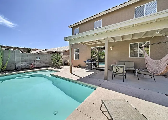 2 Mi To Ballpark! W/ Poolside Oasis Holiday home Goodyear