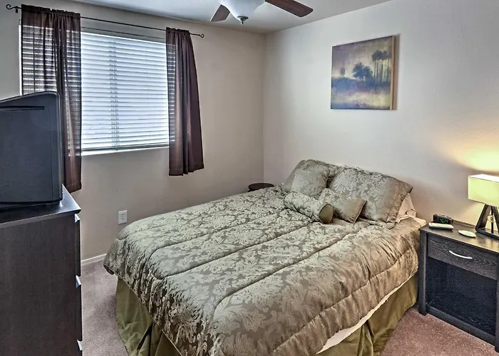 2 Mi To Ballpark! W/ Poolside Oasis Holiday home