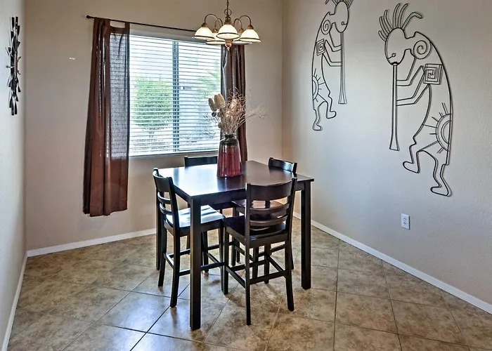 2 Mi To Ballpark! W/ Poolside Oasis Holiday home